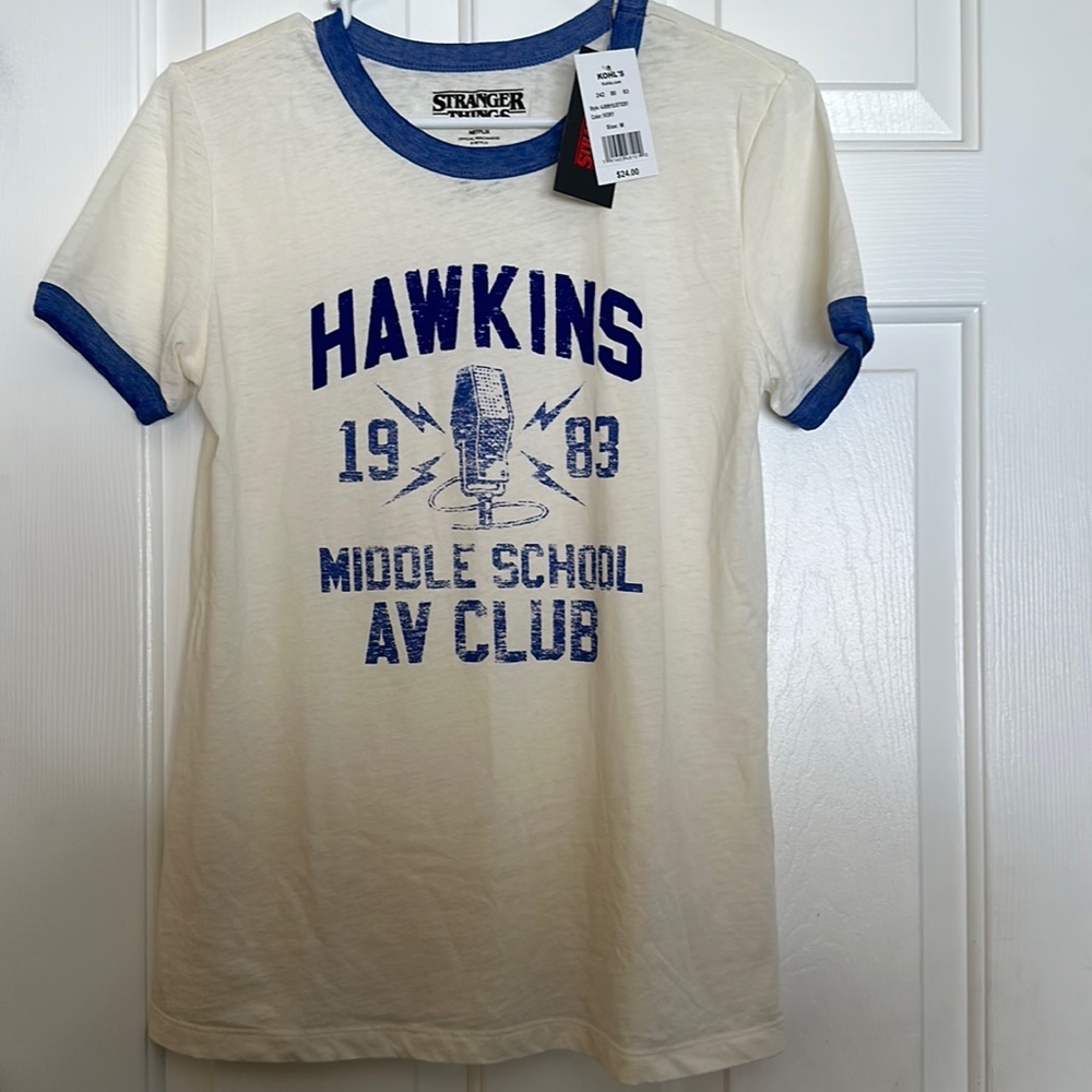 Netflix Stranger Things size medium unisex, blue ring T-shirt, Hawkins AV club